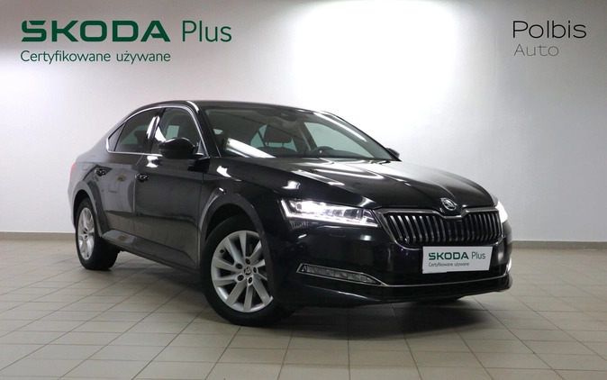 Skoda Superb cena 124900 przebieg: 115374, rok produkcji 2020 z Olsztyn małe 301